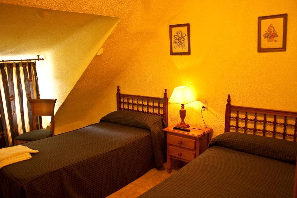 Hostal Aribel Longinos Cercedilla Habitación foto